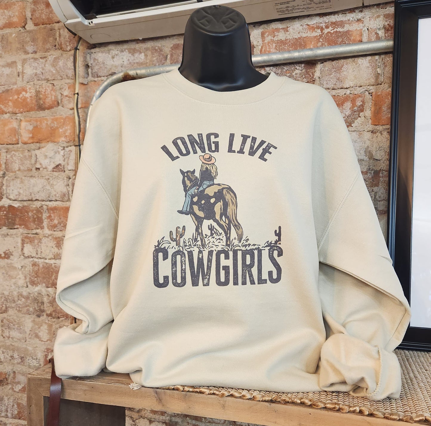 Long Live Cowgirls
