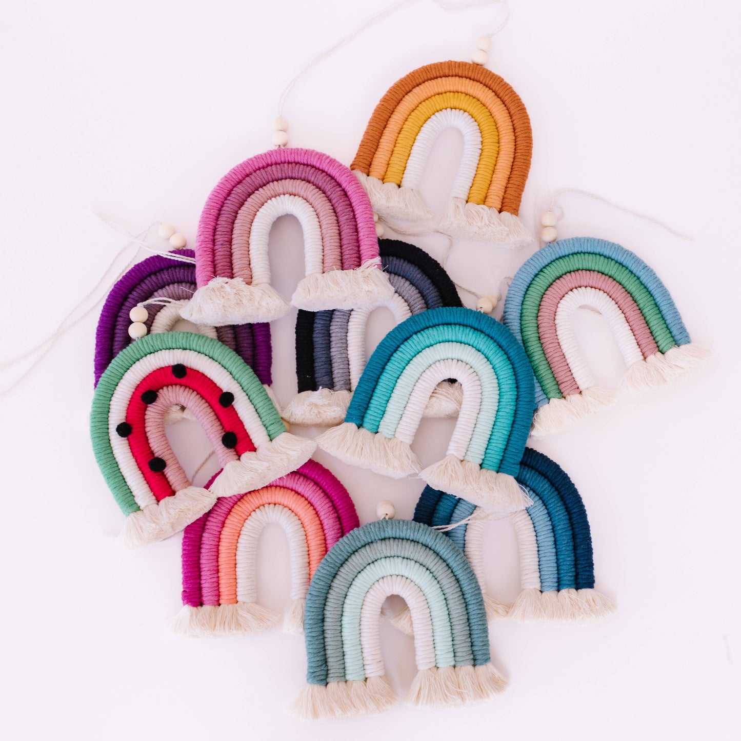 DIY Macrame Rainbow Kit