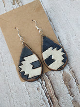 Load image into Gallery viewer, Black on white Southwest Earrings
