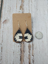 Load image into Gallery viewer, Black on white Southwest Earrings
