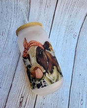 Load image into Gallery viewer, Cow with Sunflowers 18oz Glass Cup
